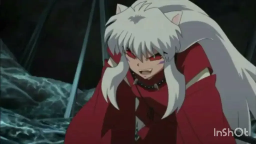 Adegan pertarungan Inuyasha yang menegangkan Gambar adegan pertarungan Inuyasha