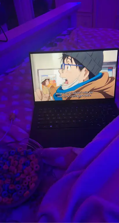 Setting Laptop yang Nyaman Setup laptop yang nyaman untuk menonton anime